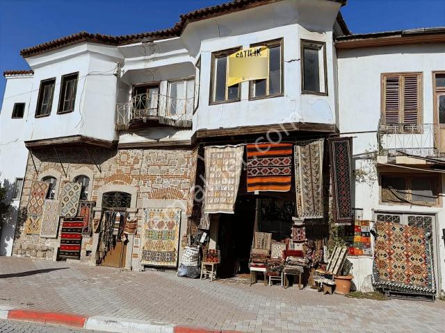Bergama, İzmir içerisinde satılık Villa