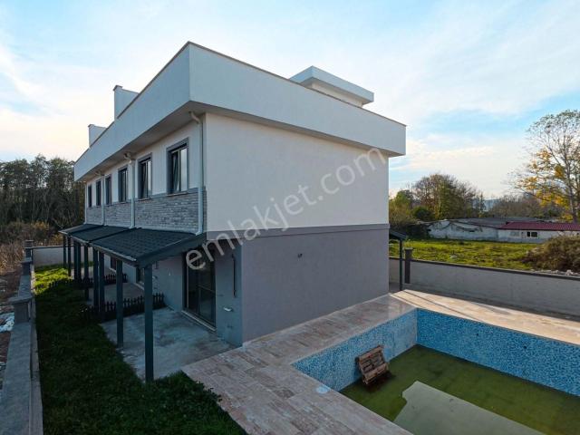 Karasu, Sakarya içerisinde satılık Villa