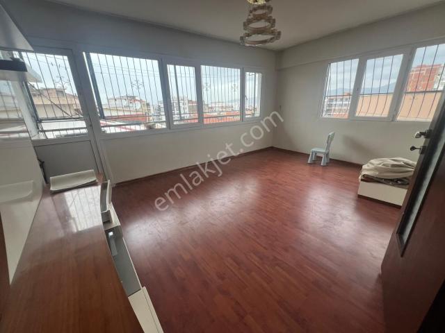 Konak, İzmir içerisinde kiralık mülk