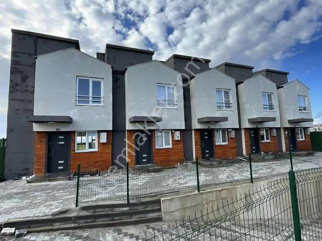 Kosova Mahallesi, Selçuklu içerisinde satılık Villa