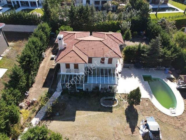 Sarımeşe Mahallesi, Kartepe içerisinde satılık Villa