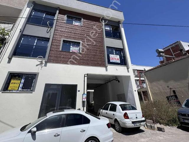 Çiğli, İzmir içerisinde satılık mülk