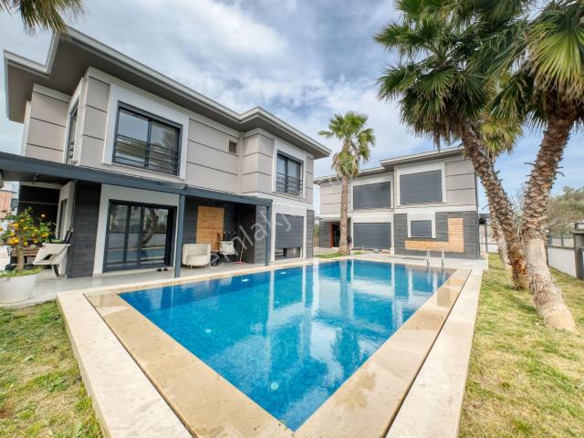 Urla, İzmir içerisinde satılık Villa