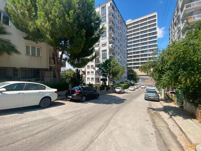 Buca, İzmir içerisinde satılık mülk