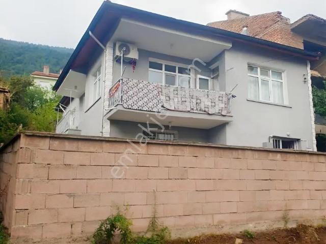 Gazi, Akşehir içerisinde satılık Villa