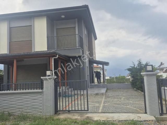Kuşadasi, Aydin içerisinde satılık Villa