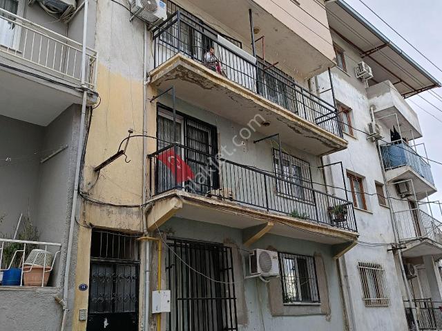 Bornova, İzmir içerisinde satılık mülk