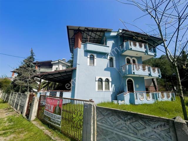 Çiftlik Mahallesi, Çarşamba içerisinde satılık Villa
