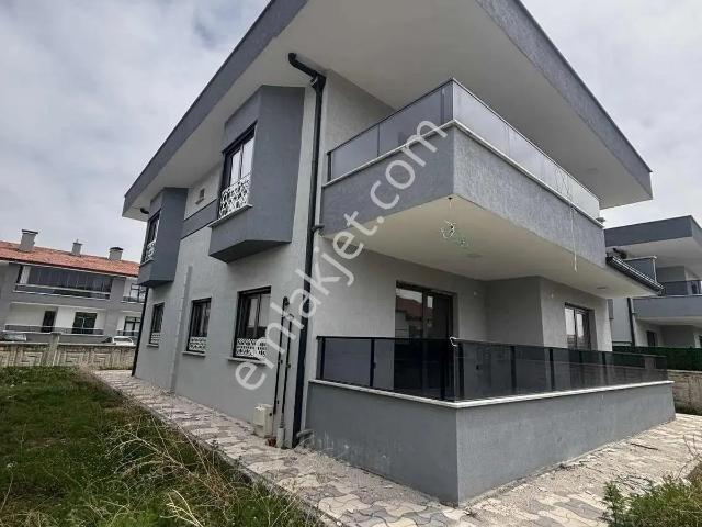 Karatay, Konya içerisinde satılık Villa