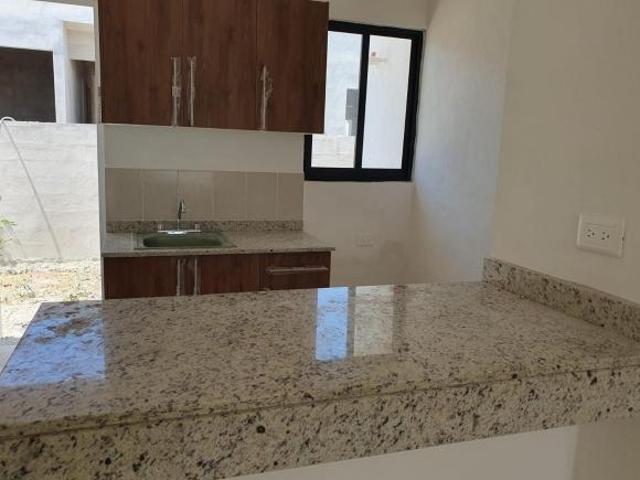 ACIM, CASA EN VENTA $920,000 UMÁN, YUCATÁN DE 133 M2