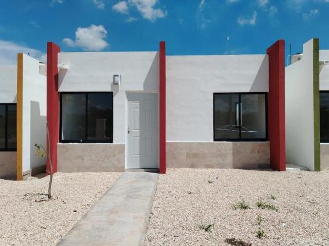 ACIM, CASA EN VENTA $920,000 UMÁN, YUCATÁN DE 133 M2