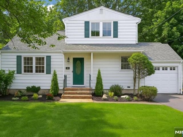 House for sale in Glen Rock