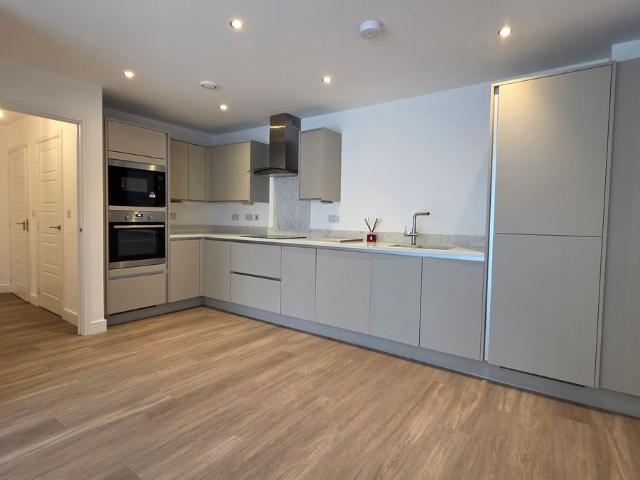 Apartment for rent in Castle Hill, Monks Orchard