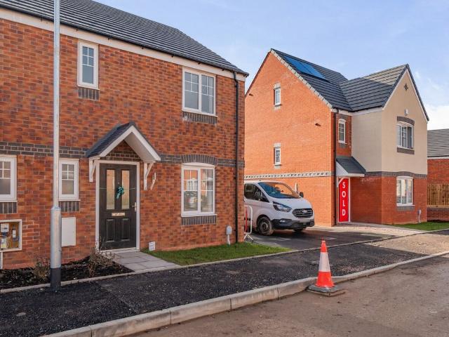 House for rent in Longton, Stoke-on-Trent