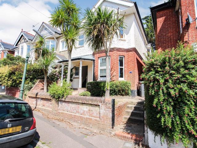Apartment for rent in Charminster, Bournemouth
