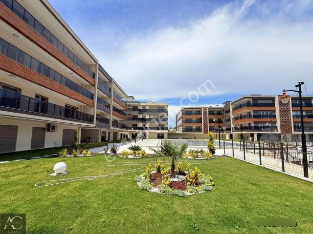 Kuşadasi, Aydin içerisinde satılık Residence