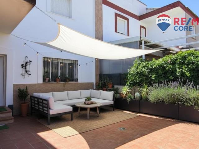 Casa en venta en Urbanización Los Olivos, Don Benito