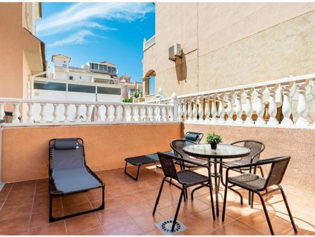 Casa en alquiler en Orihuela, Urbanización Avalon