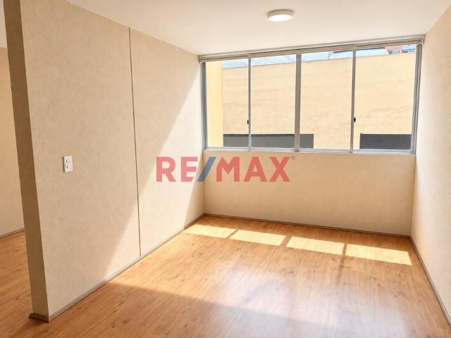 Departamento venta en Altos 1, Rímac