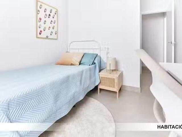 Casa en alquiler en Cerro-Amate, Sevilla