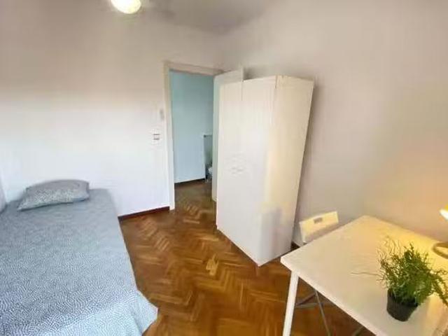 Casa en alquiler en Puente de Vallecas, Madrid