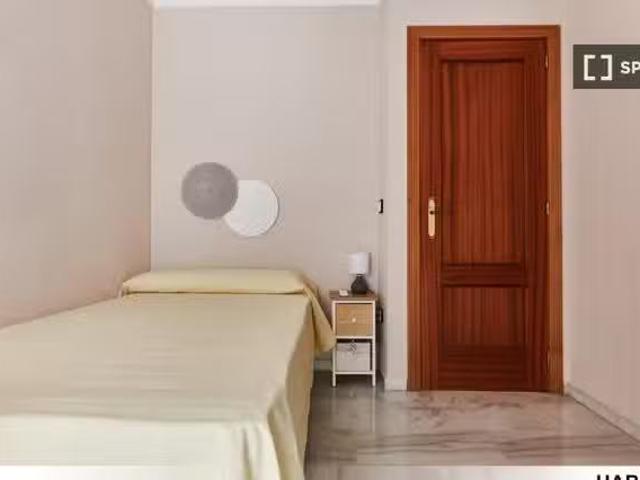 Casa en alquiler en Santa Justa y Rufina-Parque de Miraflores, Sevilla