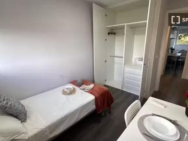 Casa en alquiler en Valverde, Madrid