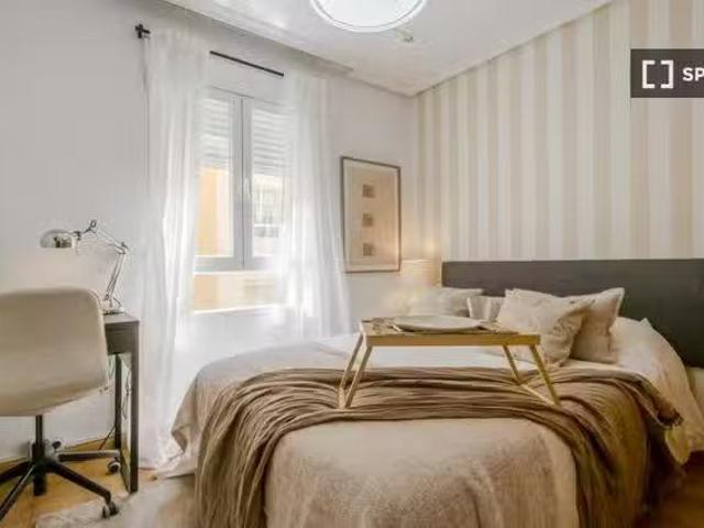 Casa en alquiler en Ciudad Lineal, Madrid