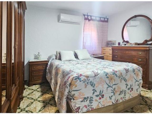 Piso en venta en San Felipe, Jaén