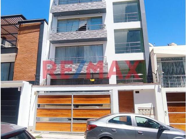 Dúplex alquiler en Urbanización Santa Catalina, José Luis Bustamante y Rivero