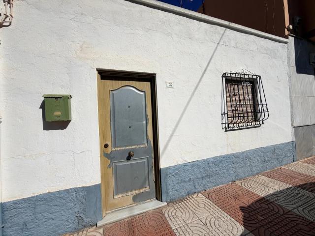 Casa en venta en El Parador de las Hortichuelas, Roquetas De Mar
