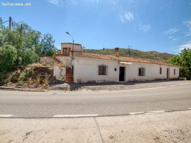 Casa en venta en Los Martínez, La Axarquía
