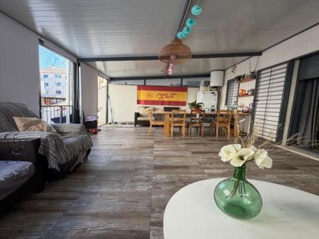 Piso en venta en Atzavares, el Baix Vinalopó
