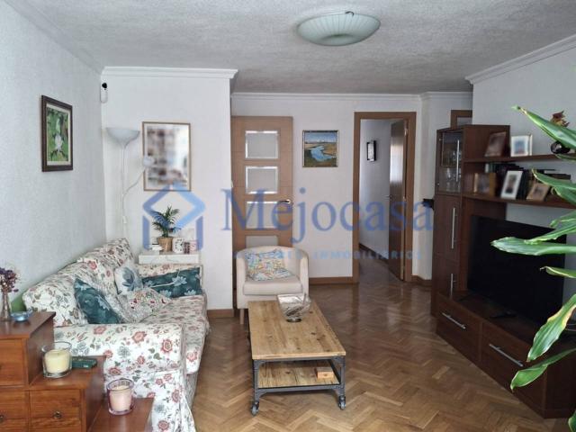 Piso en venta en San Blas - Canillejas, Madrid