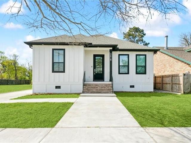 House for sale in Violet