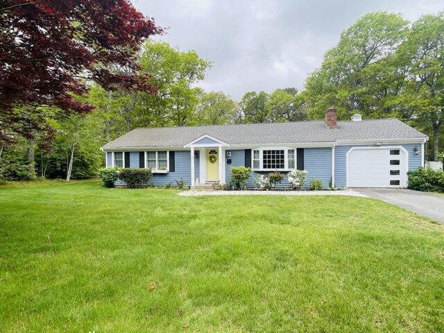 House for sale in East Dennis