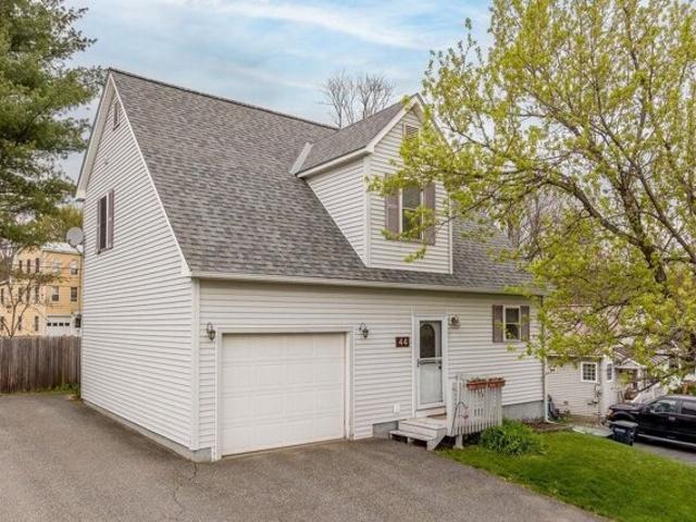 House for sale in Plantsville, Vermont