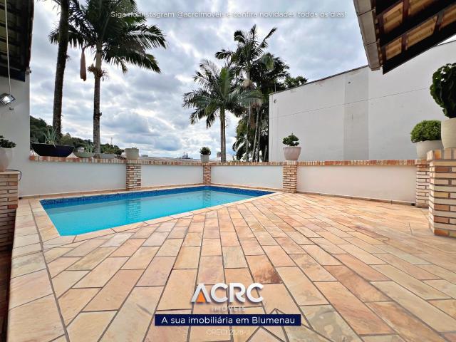 Casa aluguel em Região Geográfica Imediata de Blumenau, Blumenau