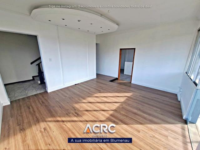 Casa aluguel em Região Geográfica Imediata de Blumenau, Blumenau