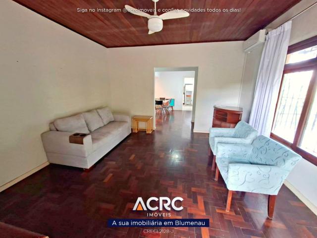Casa aluguel em Região Geográfica Imediata de Blumenau, Blumenau