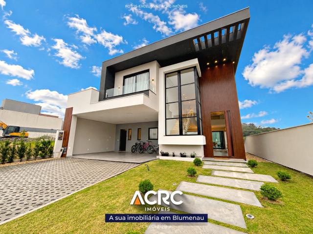 Casa aluguel em Região Geográfica Imediata de Blumenau, Blumenau