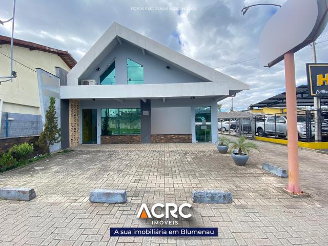 Quarto aluguel em Região Geográfica Imediata de Blumenau, Blumenau