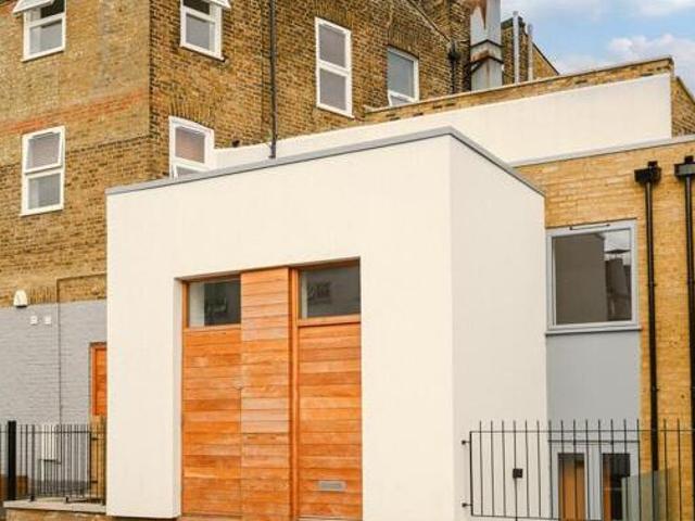 House for sale in Kingston Upon Thames, Greater London