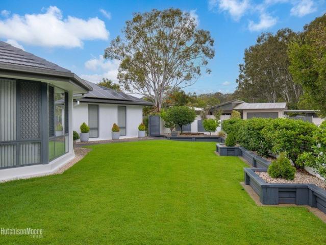 House for sale in Redland Bay, Greater Brisbane