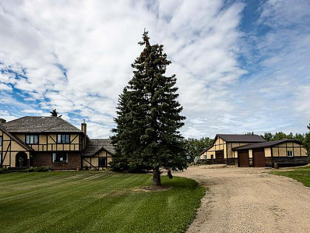 House for sale in Camrose, Alberta