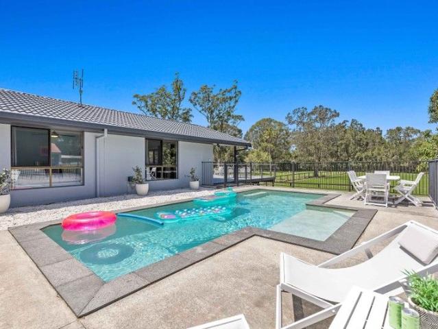Cottage for sale in Fernbrook, Queensland