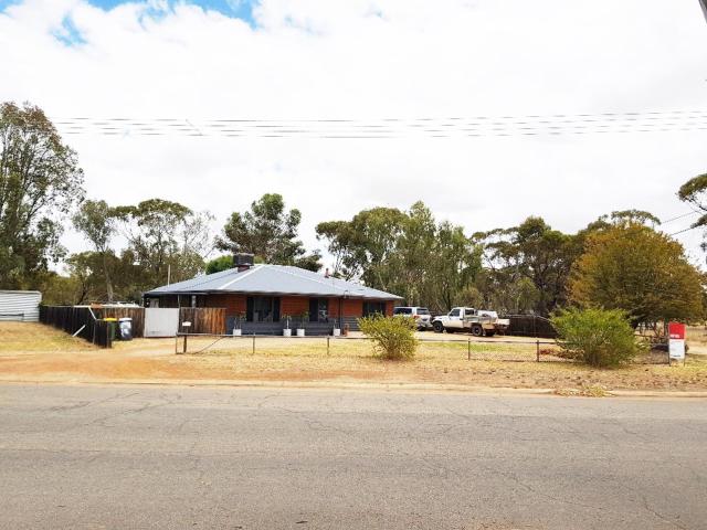 House for sale in Moora, Shire Of Moora