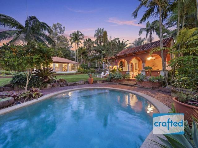Cottage for sale in Toombul, Queensland