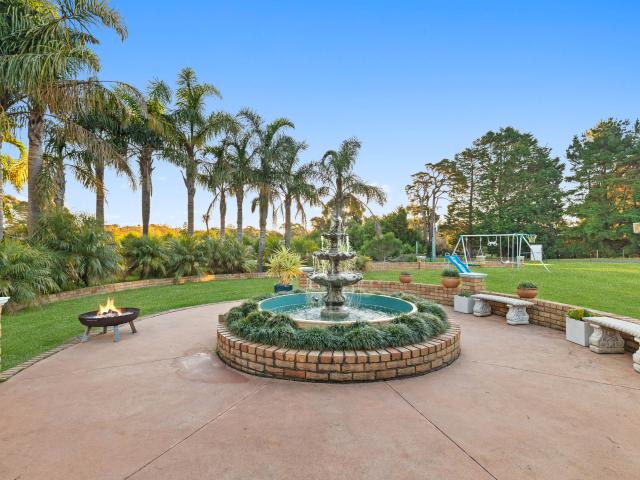 Cottage for sale in Camerons Creek, Victoria