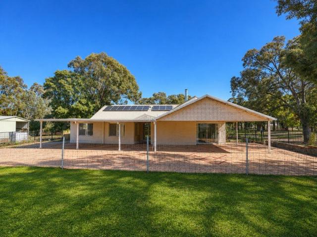 House for sale in Wattle Grove, Western Australia